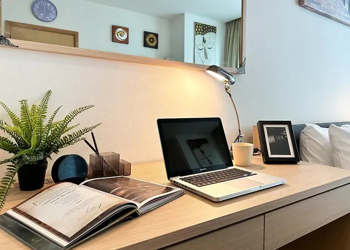 Modern Expansive - Ultra Fast Wifi - Bts Phrom Phong 펜션 방콕