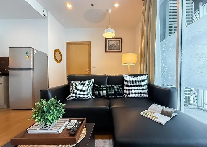Modern Expansive - Ultra Fast Wifi - Bts Phrom Phong 방콕